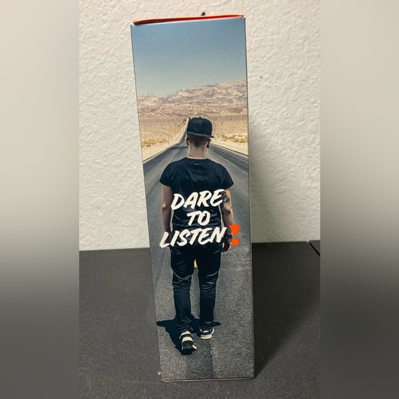 JBL Tune 710BT Bluetooth Wireless Over-Ear Headphones -(Black )Brand New In Box - Picture 7 of 10